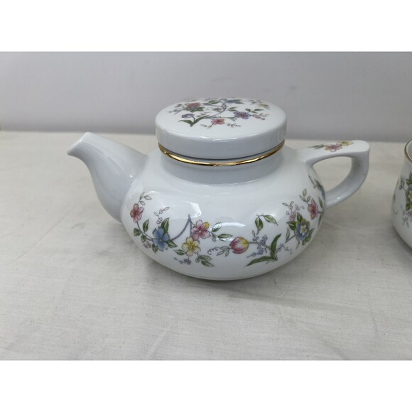Vintage Andrea by‎ Sadek 3 pc Porcelain Teapot & Tea Cup Floral Made In Japan - Picture 6 of 9